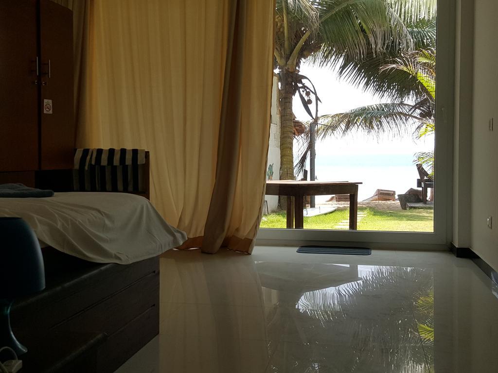 The Den Guest House Hikkaduwa Exterior foto